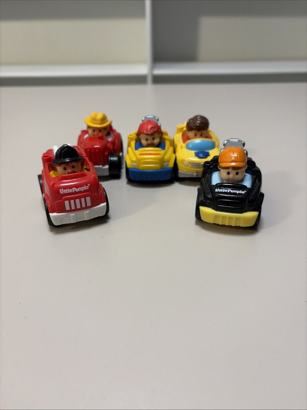 Lot of 5 Fisher-Price Wheelies Little People Fire Tow Tractor Car